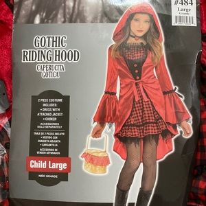 Gothic Red Riding Hood costume for kids